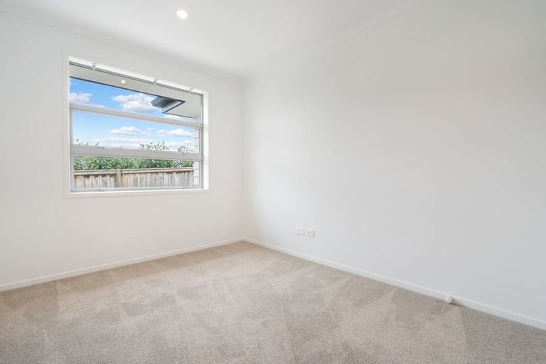 Photo of property in 21 Pyne Crescent, Pokeno, 2402