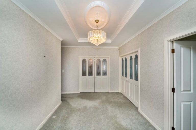 Photo of property in 45 Camberwell Road, Hawera, 4610