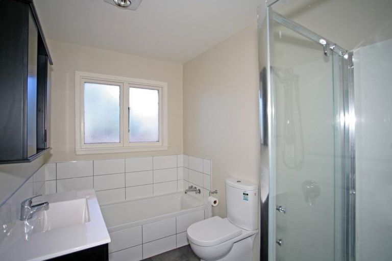 Photo of property in 74a Cutts Road, Russley, Christchurch, 8042