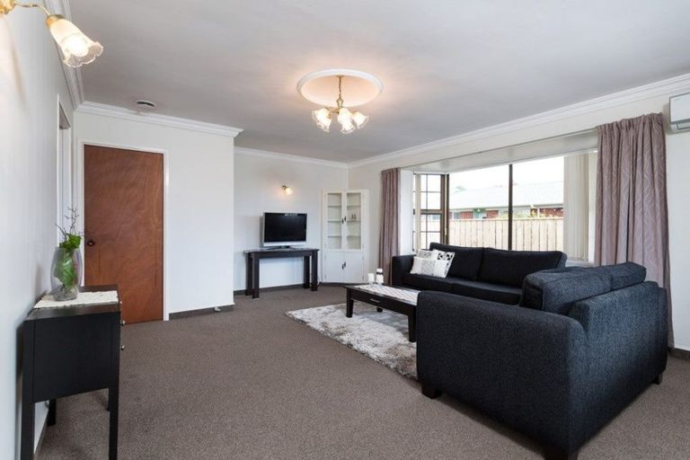 Photo of property in 38 Gilbert Street, New Plymouth, 4310