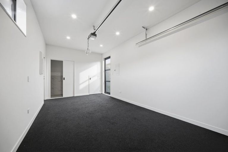 Photo of property in 28b Kereru Street, Henderson, Auckland, 0612