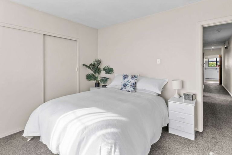 Photo of property in 37 Moffett Street, Islington, Christchurch, 8042