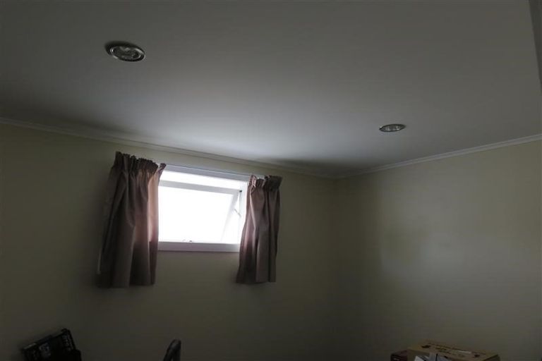 Photo of property in 1/46 Gulf View Road, Murrays Bay, Auckland, 0630