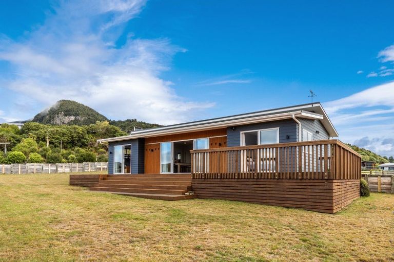 Photo of property in 4 Piripi Place, Kuratau, Turangi, 3381