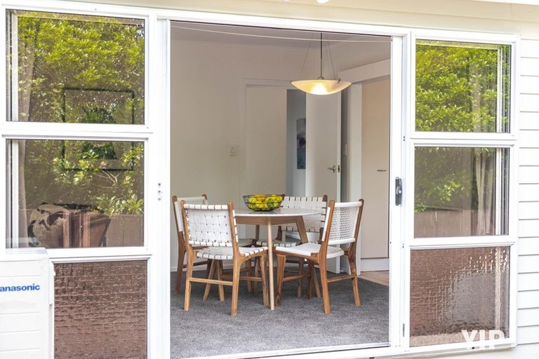 Photo of property in 17 Baylands Drive, Newlands, Wellington, 6037