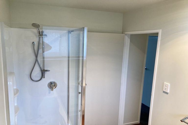 Photo of property in 2/50 Chipping Lane, Redwood, Christchurch, 8051