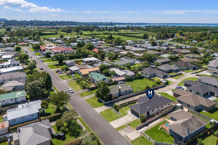 Photo of property in 22 Clive Road, Katikati, 3129