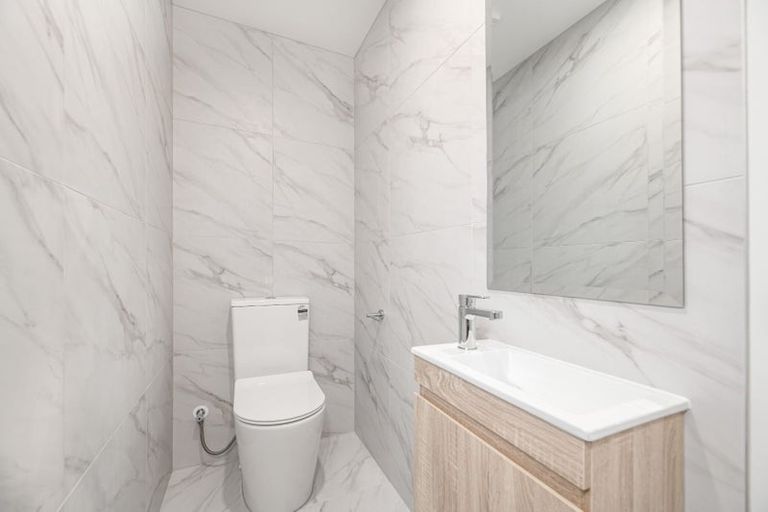 Photo of property in 20d Mackenzie Street, Te Atatu South, Auckland, 0610