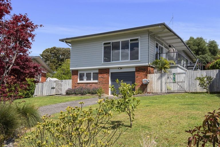 Photo of property in 14 Crawford Crescent, Te Kamo, Whangarei, 0112