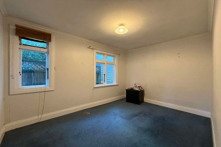 Photo of property in 76 Aro Street, Aro Valley, Wellington, 6021