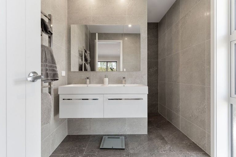 Photo of property in 46d Cromarty Drive, Martinborough, Carterton, 5784