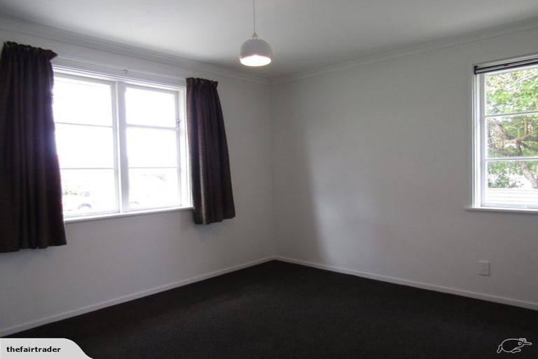 Photo of property in 2 Forth Terrace, Roslyn, Palmerston North, 4414