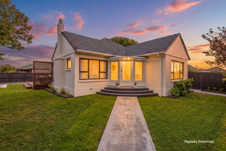 Photo of property in 12 Harris Crescent, Papanui, Christchurch, 8053