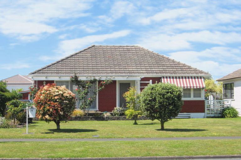 Photo of property in 38 Grafton Road, Te Hapara, Gisborne, 4010