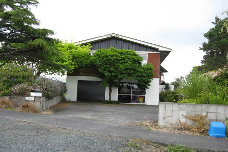 Photo of property in 350 Main Road, Huapai, Kumeu, 0810