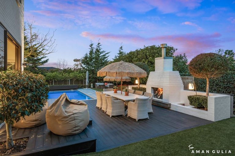 Photo of property in 11b Greenhithe Road, Greenhithe, Auckland, 0632