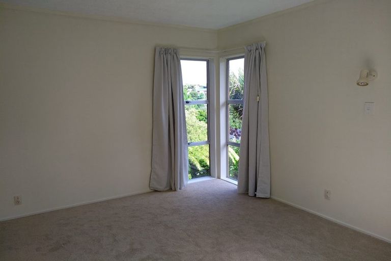 Photo of property in 96 Mountbatten Avenue, Hillcrest, Auckland, 0627