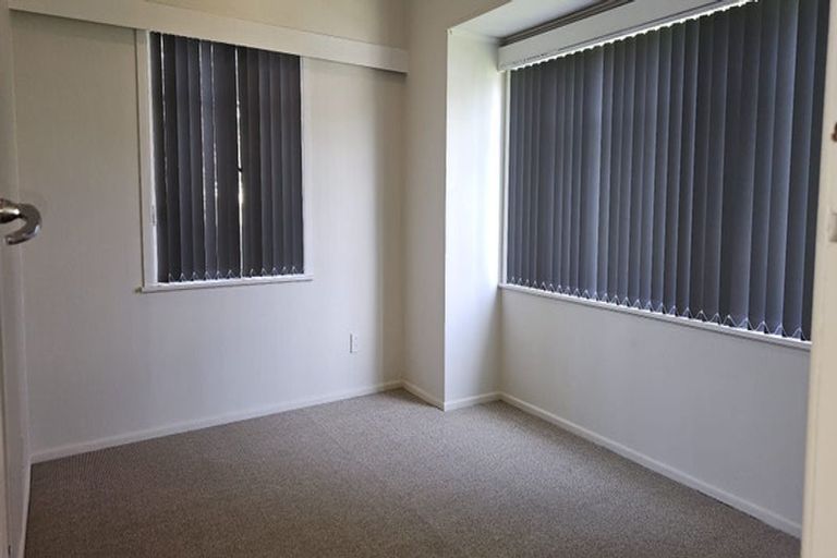 Photo of property in 16 Huia Road, Papatoetoe, Auckland, 2025