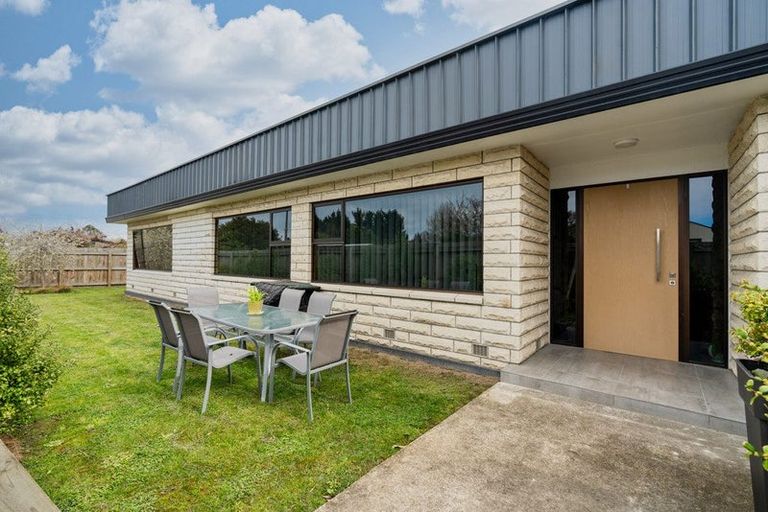 Photo of property in 6 Constitution Avenue, Milton, 9220