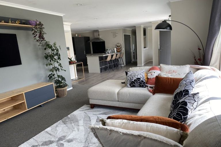 Photo of property in 69 Merton Street, Trentham, Upper Hutt, 5018