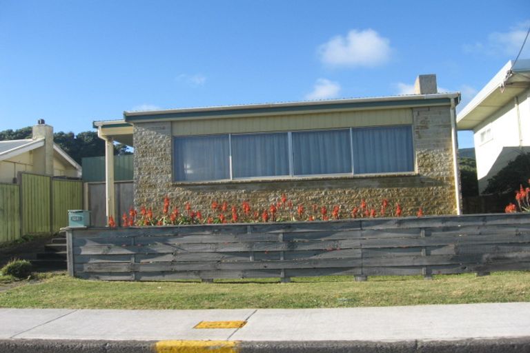 Photo of property in 121 The Parade, Paekakariki, 5034