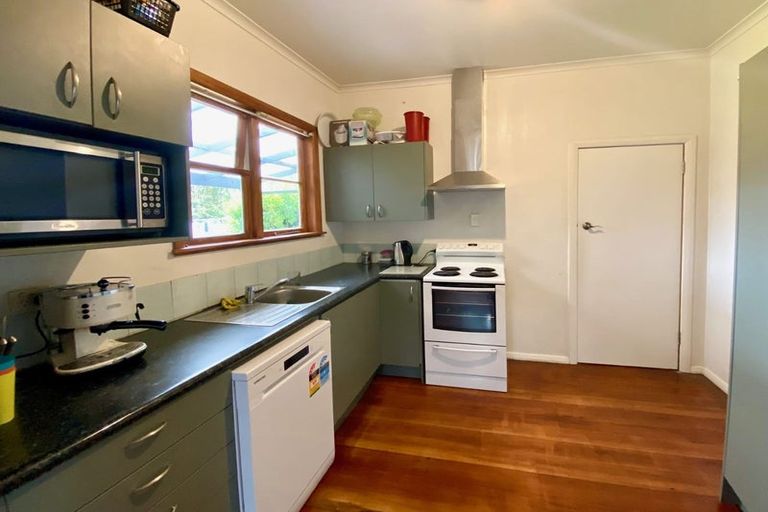 Photo of property in 13 Caffray Avenue, Aramoho, Whanganui, 4500