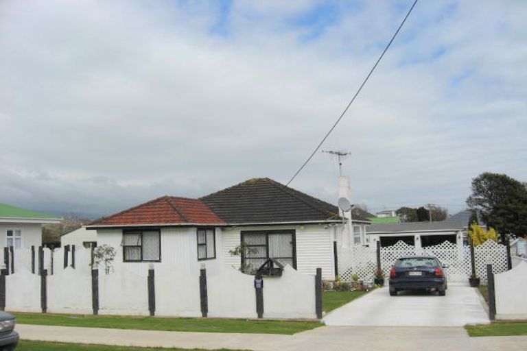 Photo of property in 25 Read Street, Levin, 5510