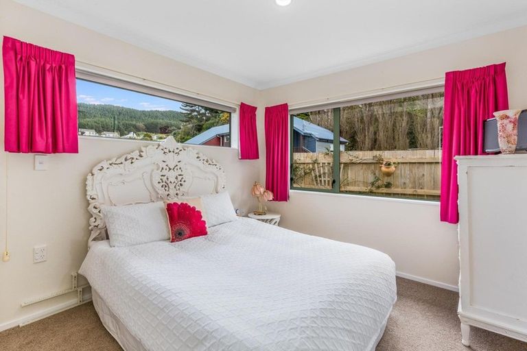 Photo of property in Redwood Village, 59/42 Main Road, Tawa, Wellington, 5028