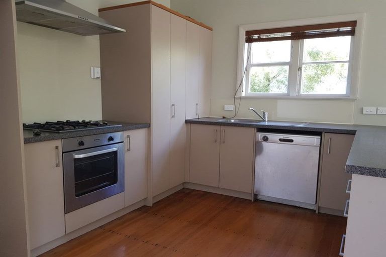 Photo of property in 23 Vincent Street, Waterloo, Lower Hutt, 5011