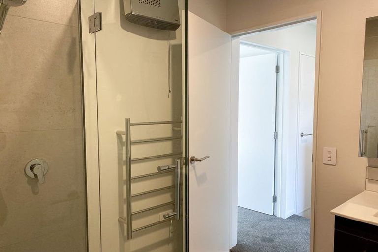 Photo of property in 2/331 Lincoln Road, Addington, Christchurch, 8024