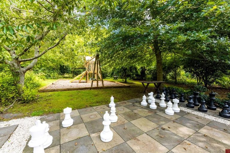 Photo of property in 6 Dyke Road, Karaka, Papakura, 2580