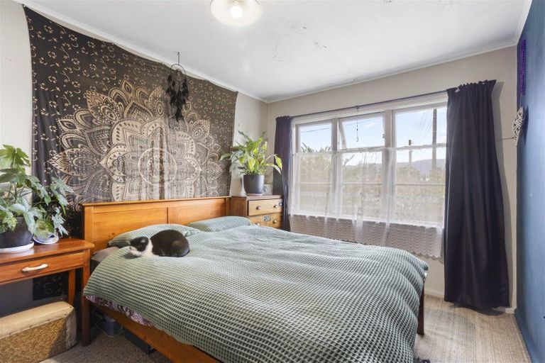 Photo of property in 15-15a Mill Street, Westport, 7825