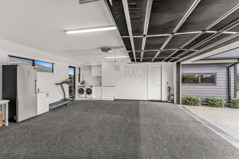 Photo of property in 147 Johns Road, Rangiora, 7400