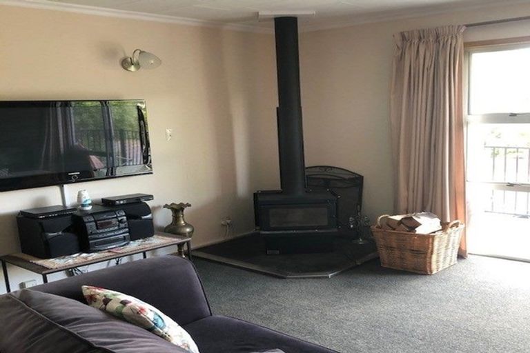 Photo of property in 9 Moana Crescent, Te Anau, 9600