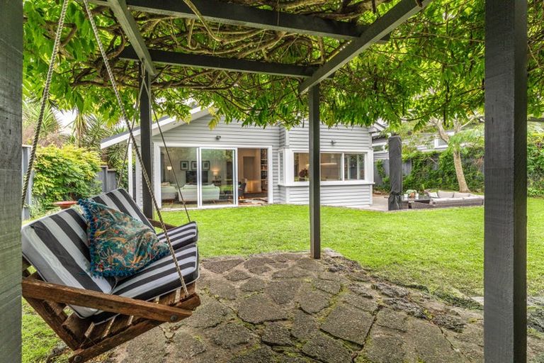 Photo of property in 37 Kensington Avenue, Mount Eden, Auckland, 1024