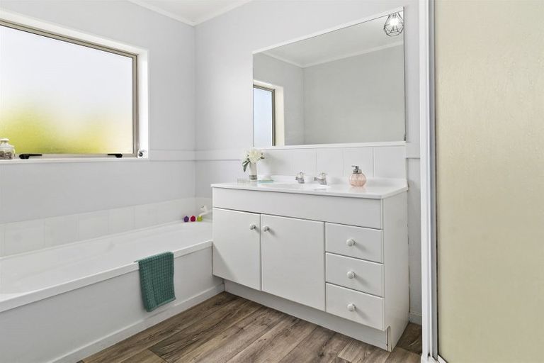 Photo of property in 268 Saint Andrews Drive, Bethlehem, Tauranga, 3110