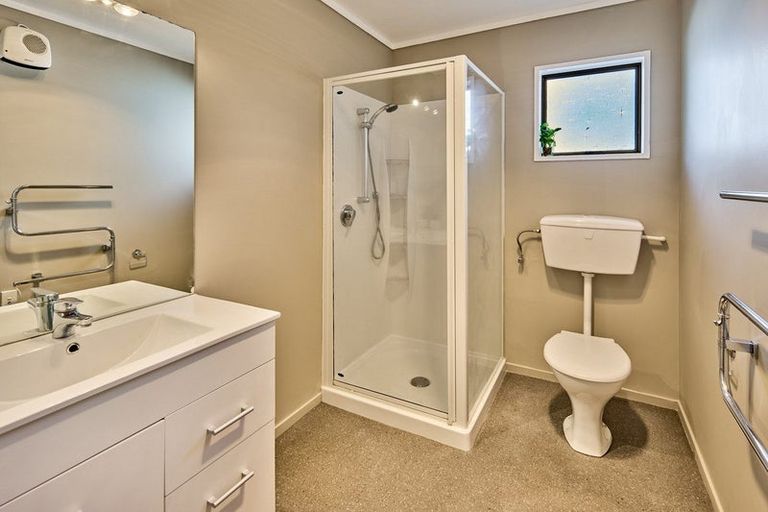 Photo of property in 84 Leeward Drive, Whitby, Porirua, 5024