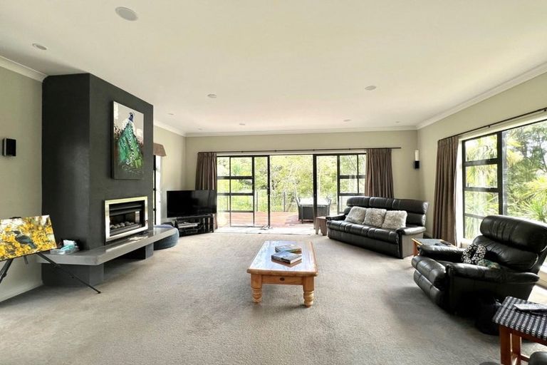 Photo of property in 77 Paremoremo Road, Lucas Heights, Auckland, 0632
