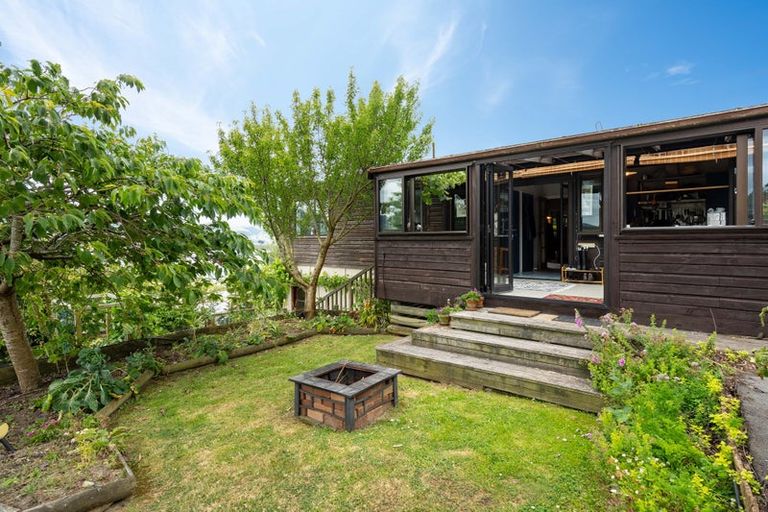 Photo of property in 32 Frances Street, Broad Bay, Dunedin, 9014