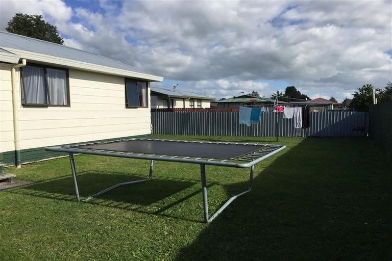 Photo of property in 6 Kim Lane, Nawton, Hamilton, 3200