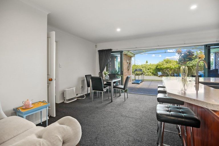 Photo of property in 6 Bouverie Crescent, Flagstaff, Hamilton, 3210