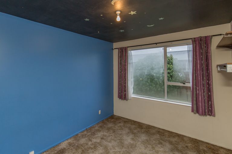 Photo of property in 27 Bayswater Crescent, Bromley, Christchurch, 8062