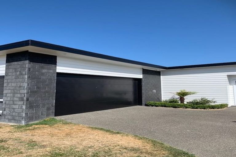 Photo of property in 48 Cupples Street, Papamoa Beach, Papamoa, 3118