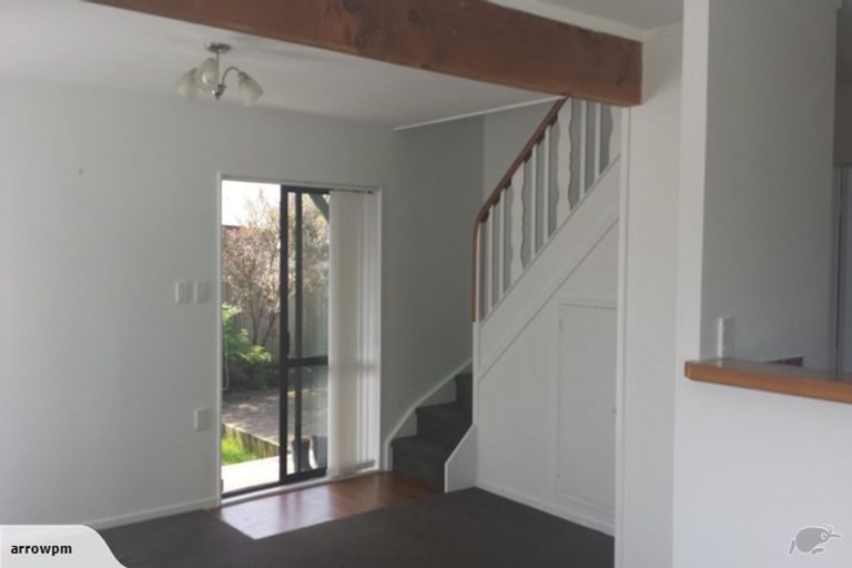 Photo of property in 24 Karamu Street, Te Atatu Peninsula, Auckland, 0610