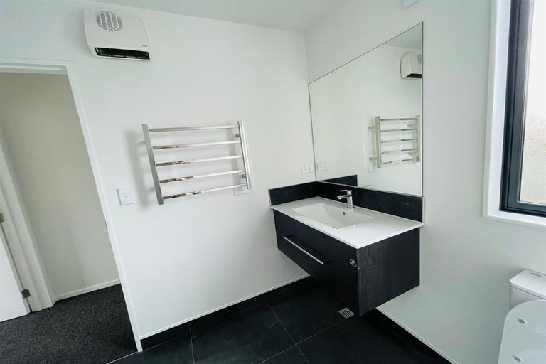 Photo of property in 63c Waimairi Road, Upper Riccarton, Christchurch, 8041