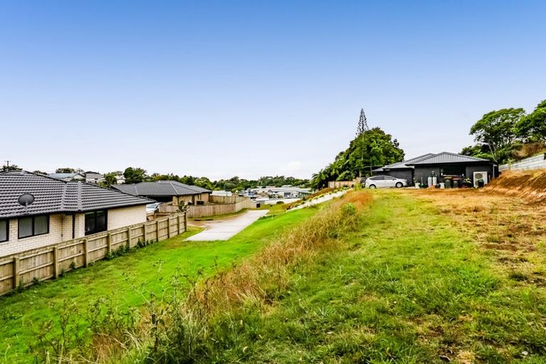 Photo of property in 8 Westwill Way, Westown, New Plymouth, 4310