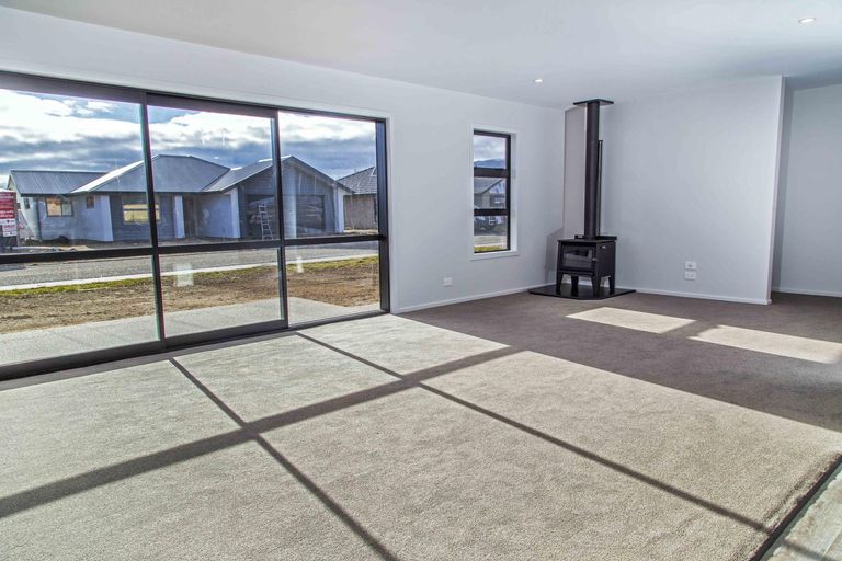 Photo of property in 5 Phoenix Place, Cromwell, 9310