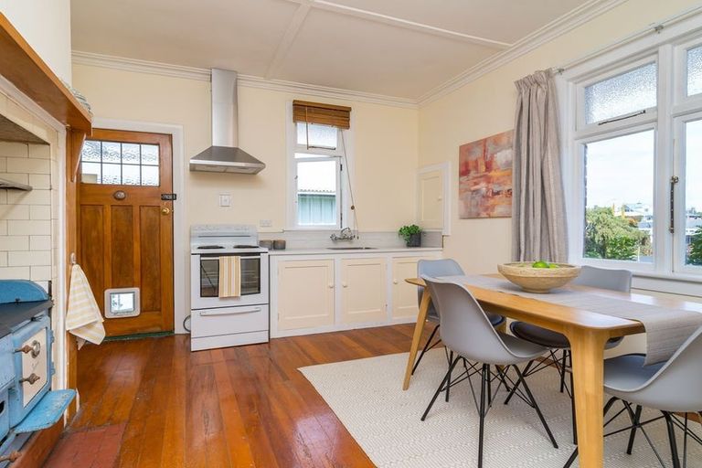 Photo of property in 11 Bernard Street, Kenmure, Dunedin, 9011