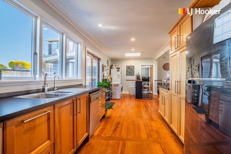 Photo of property in 5 Preston Crescent, Belleknowes, Dunedin, 9011