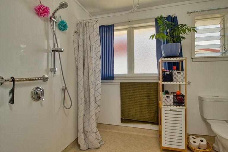 Photo of property in 93 Geddis Avenue, Maraenui, Napier, 4110